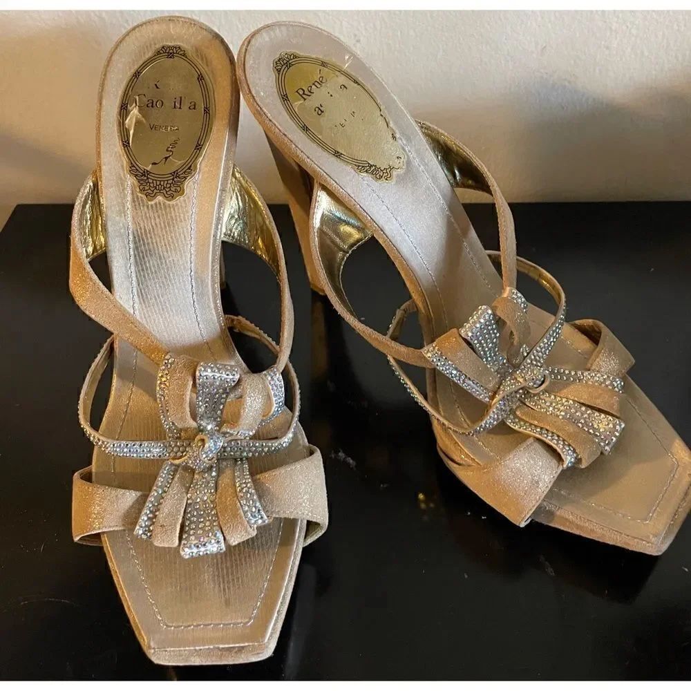 Rene Caovilla distressed suede platform heels Size 39/9
